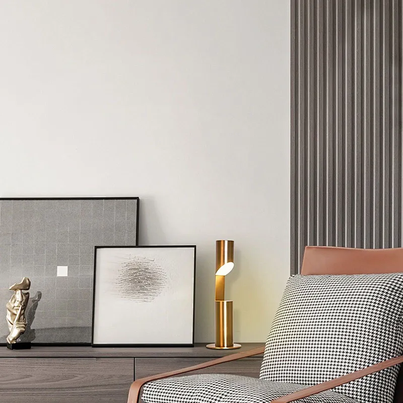 Oblique cutting minimalist style dimmable LED desk lamp